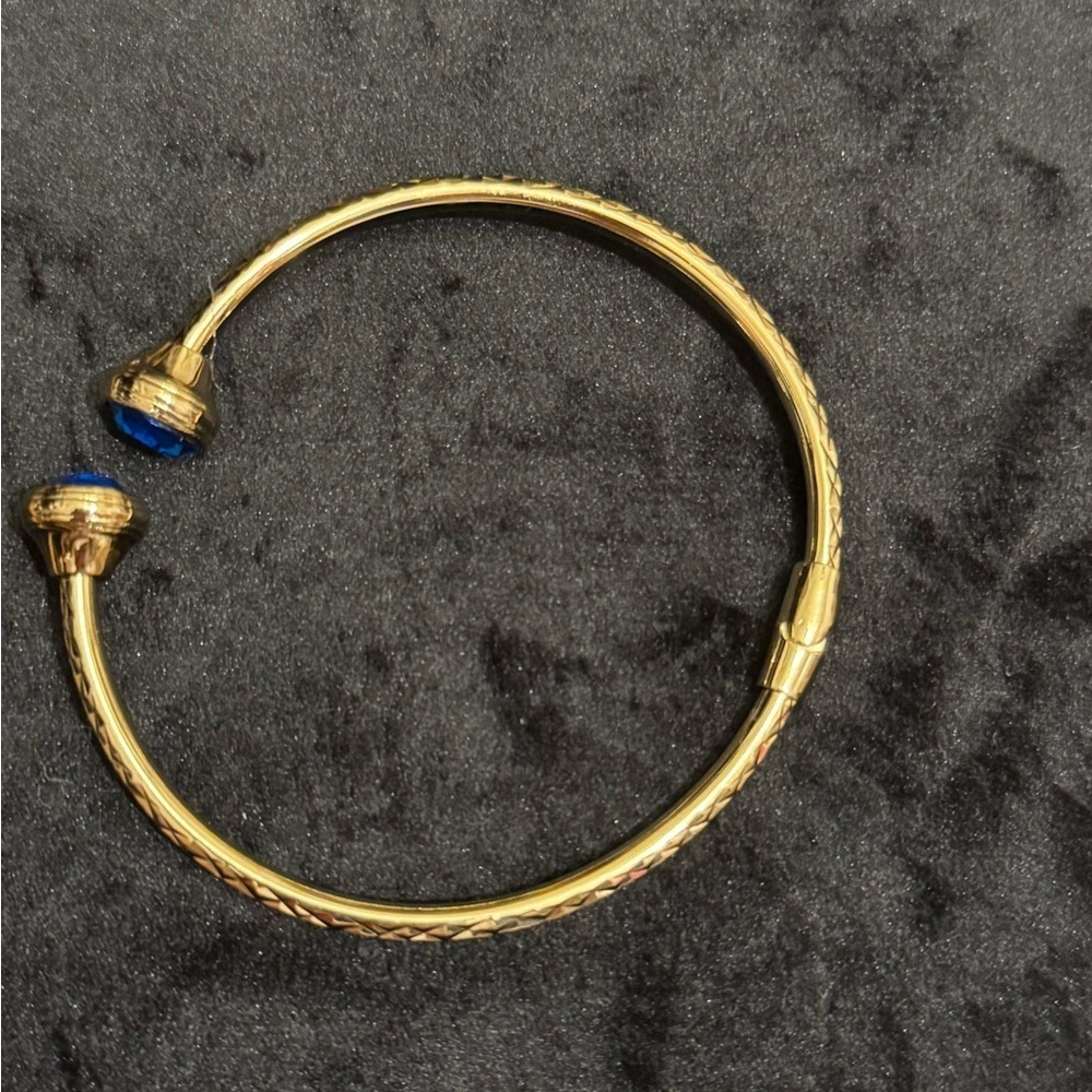 Italian 24KT over 925 Sterling Silver Bangle w/Blue Stone
